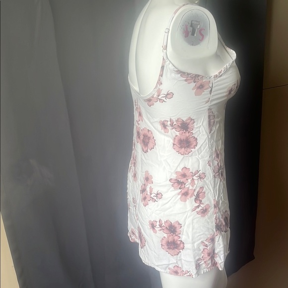 Brandy Melville Pink White Ruched Mini Dress - Picture 3 of 6